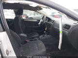 Volkswagen Jetta 2.0L Trendline/2.0L Trendline+ 3VW2K7AJ6FM339741 fotografie