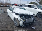 Hyundai Elantra Essential KMHLM4DG4SU010635 снимка