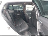 Volvo V60 Cross Country Premier YV440MWK4H1037976 photo