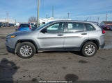 Jeep Cherokee Sport 1C4PJMAB4EW164276 снимка