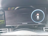 Hyundai Elantra Hybrid Ultimate With Two-Tone Interior KMHLN4AJ7NU021677 photo