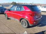 Hyundai Venue Essential With Two-Tone KMHRB8A32RU314128 снимка