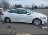 Hyundai Elantra Le 5NPD74LF4HH133251 снимка