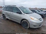 Toyota Sienna Ce/Le 5TDZK23C89S250048 photo