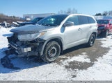 Toyota Highlander 5TDBZRFH0JS882365 снимка