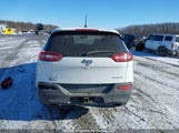 Jeep Cherokee Sport 1C4PJMAS5HW638692 photo