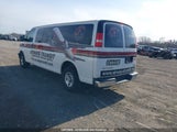 GMC Savana G2500 1GTW7BFB1J1336102 снимка