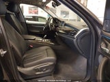 BMW X5 xDrive35I 5UXKR0C52J0X95302 снимка