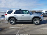 Toyota 4Runner Sr5 V6 JTEBU5JR6A5021071 снимка