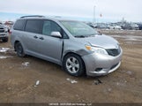 Toyota Sienna 7 Passenger 5TDZZ3DC9HS831413 снимка