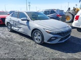 Hyundai Elantra Essential KMHLM4DG3RU793540 снимка