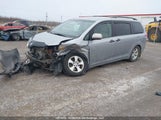 Toyota Sienna 7 Passenger 5TDZK3DC1ES479749 снимка