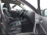 Volkswagen Tiguan Comfort/High/R-Line/Sp Ed WVGJV7AX0GW587460 photo