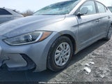 Hyundai Elantra Le 5NPD74LFXHH123713 снимка