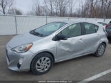 Toyota Prius C Technology JTDKDTB35F1581844 снимка