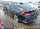 Hyundai Elantra Essential KMHLM4DG4SU954368 снимка