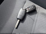 Kia Sorento 2.4L Lx 5XYPG4A39JG427845 photo