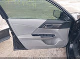 Honda Accord Lx 1HGCR2F33FA802952 снимка