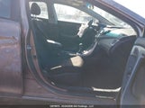Hyundai Elantra Se/Sport/Limited KMHDH4AH4GU495307 photo