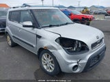 Kia Soul 2.0L 2U/2.0L 4U/2.0L 4U Burner/2.0L 4U Luxury/2.0L 4U Retro KNDJT2A62D7490397 fotografie