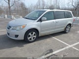 Volkswagen Routan 2V4RW3DX4AR260915 снимка