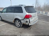 Volkswagen Routan 2V4RW3DX4AR260915 снимка
