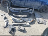 Toyota Corolla Le 5YFBPMBE1NP352537 снимка