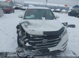 Hyundai Tucson KM8J2CA48HU579126 снимка