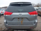 Toyota Sienna Le V6 5TDKK3DCXCS238254 снимка