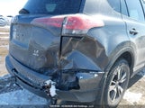 Toyota Rav4 Le 2T3BFREV2JW845106 снимка
