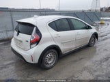 Toyota Prius C JTDKDTB33J1611268 снимка