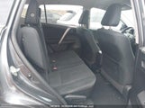 Toyota Rav4 Le 2T3BFREV6JW701929 снимка
