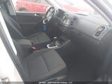 Volkswagen Tiguan Comfortline/Highline/Special Edition/Trendline WVGJV7AX2FW534242 fotografie