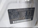 Hyundai Elantra Le 5NPD74LF6HH124034 снимка