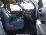 Toyota Sequoia Platinum 5.7L V8 5TDDY5G11FS116948 снимка