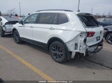Volkswagen Tiguan Se/Wolfsburg 3VV2B7AX3RM127019 снимка