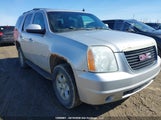 GMC Yukon Sle 1GKS2AE09BR102658 fotografie