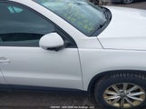 Volkswagen Tiguan S/Se/Sel/R-Line WVGJV3AX4EW514758 photo