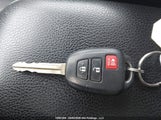 Toyota Rav4 2T3BFREV3JW796031 fotografie