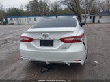 Toyota Camry 4T1B61HK3JU117984 снимка