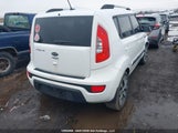 Kia Soul 2.0L 2U/2.0L 4U/2.0L 4U Burner/2.0L 4U Luxury/2.0L 4U Retro KNDJT2A60C7382262 снимка