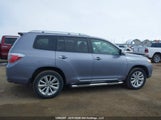 Toyota Highlander Hybrid Limited JTEEW44A082002700 photo