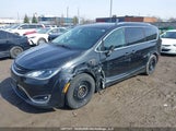 Chrysler Pacifica Hybrid Touring-L 2C4RC1L72JR355272 снимка