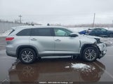 Toyota Highlander Xle 5TDJZRFH9KS604903 снимка
