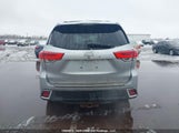 Toyota Highlander Xle 5TDJZRFH9KS604903 снимка