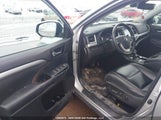 Toyota Highlander Xle 5TDJZRFH9KS604903 снимка