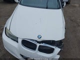 BMW 3 Series WBAPG7G53BNM68005 снимка