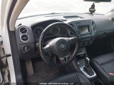 Volkswagen Tiguan Comfortline/Highline/Special Edition WVGJV7AX3GW547342 fotografie