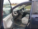 Toyota Sienna Le V6 5TDKZ3DC3JS934740 снимка