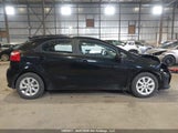 Kia Rio Ex/Ex+ W/Sunroof/Lx/Lx+/Lx+ Eco/Sx KNADM5A31G6725221 fotografie